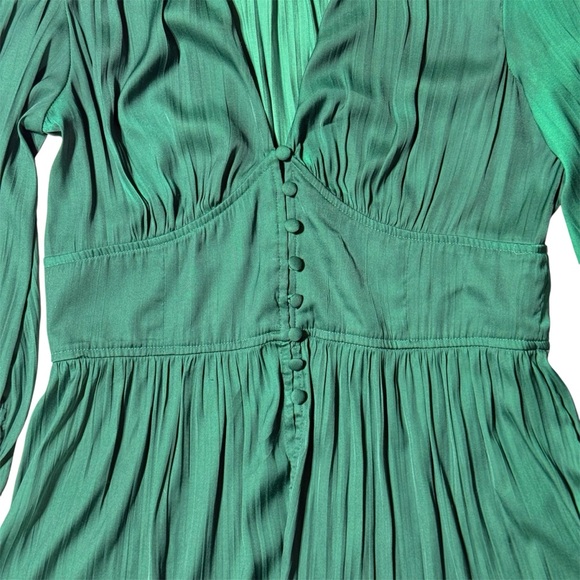 Anthropologie Deep-V Tunic Romantic Blouse Bell Sleeve Emerald Green Satin Sz S - Picture 6 of 10